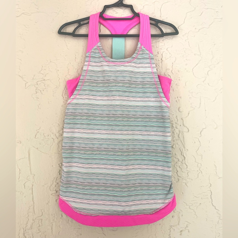 Ivivva by Lululemon for girls sports yoga tank with built in bralette. Size 8
